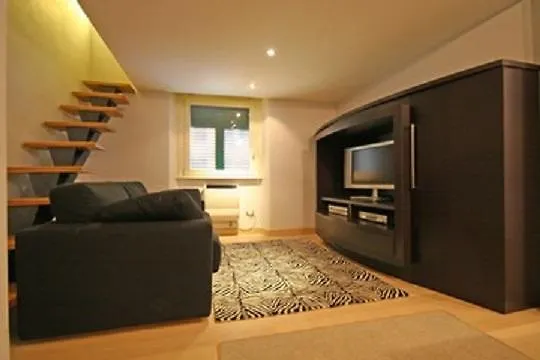 Happy House Rienzo *