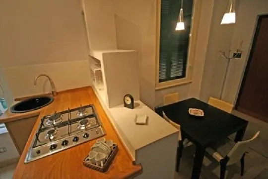 Happy House Rienzo *